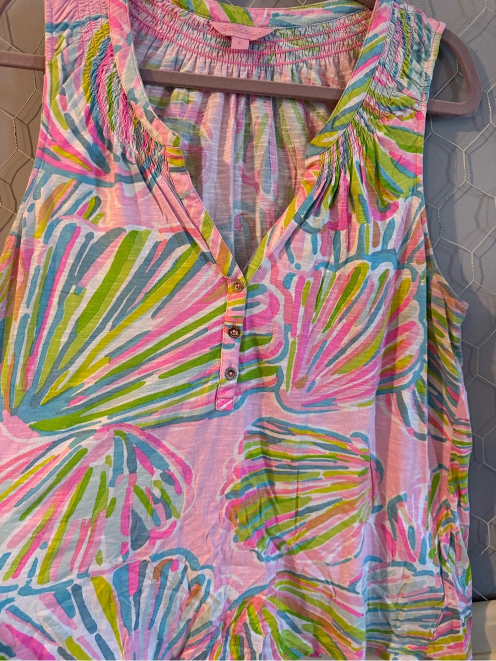 Lilly Pulitzer Pink, Green & Blue Shell-Print Sleeveless V-Neck Tank